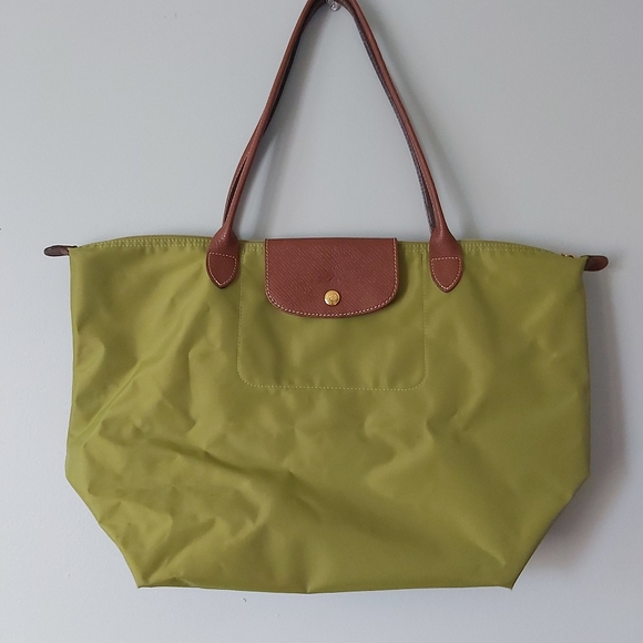 Longchamp Handbags - LONGCHAMP Le Pliage Tote